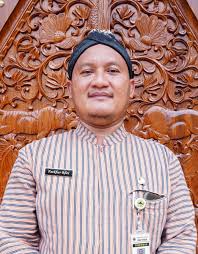 kepala sekolah